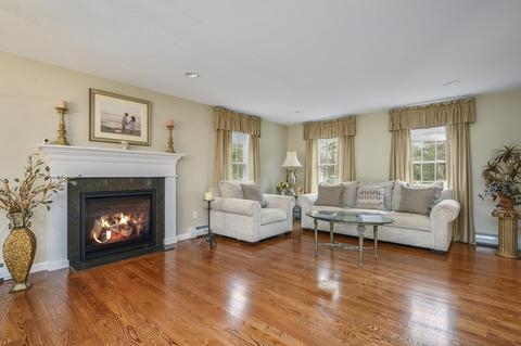 16 Spinnaker Dr, Mashpee, MA 02649 photo 3