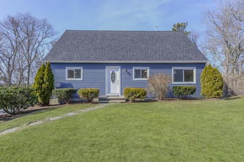 9 Westerly Dr, Bourne, MA 02532 photo 1