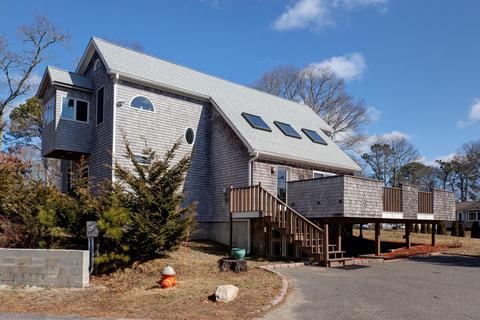 2 Mercury Ave, Pocasset, MA 02559 photo 2