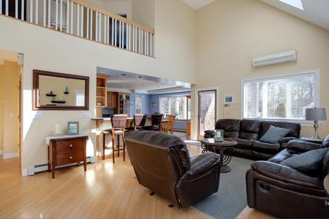 2 Mercury Ave, Pocasset, MA 02559 photo 3
