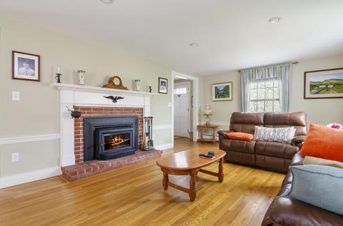3885 Main St, Barnstable, MA 02630 photo 7
