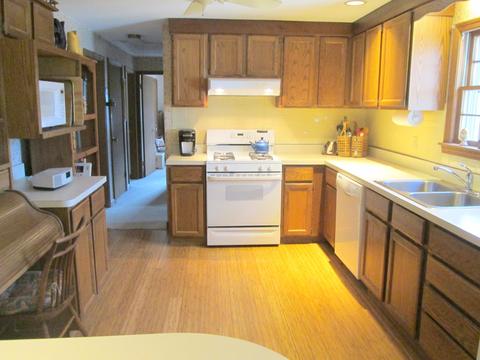 37 Bramblebush Dr, Cotuit, MA 02635 photo 9