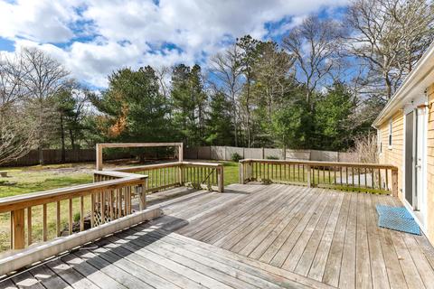 75 Pineview Dr, Cotuit, MA 02635 photo 23