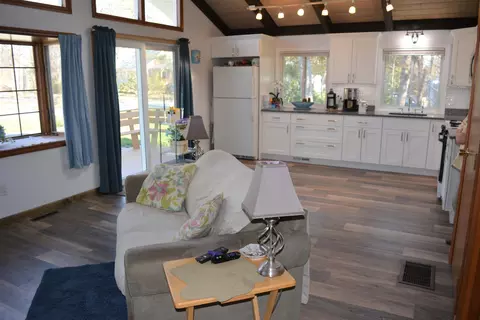 66 Forest Dr, Mashpee, MA 02649 photo 9