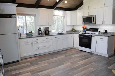 66 Forest Dr, Mashpee, MA 02649 photo 5