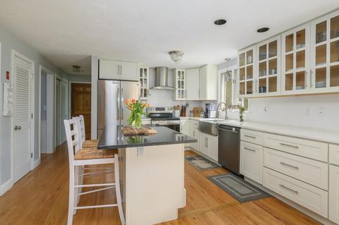 29 Old Kings Rd, Cotuit, MA 02635 photo 10