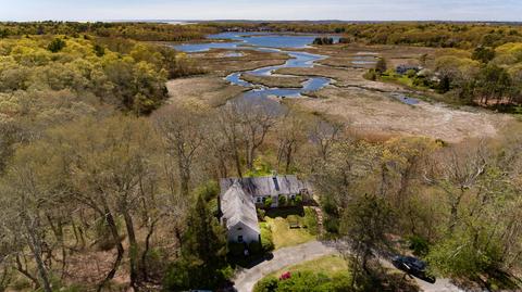 144 County Rd, Pocasset, MA 02559 photo 2