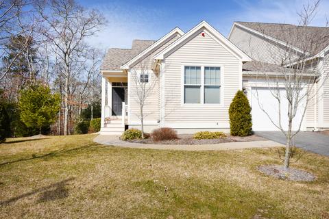 18 Grey Hawk Dr, Mashpee, MA 02649 photo 2