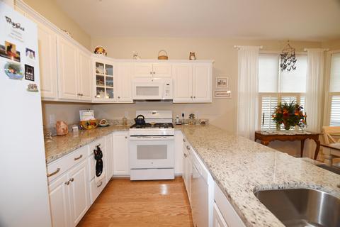 18 Grey Hawk Dr, Mashpee, MA 02649 photo 3