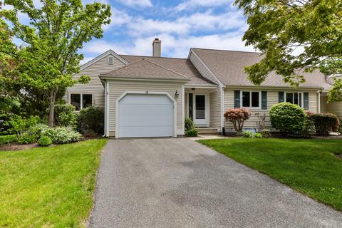 18 Classic Cir, Mashpee, MA 02649 photo 25