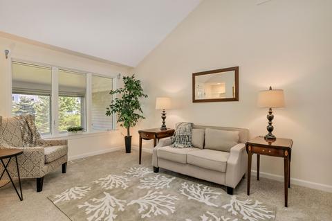 18 Classic Cir, Mashpee, MA 02649 photo 8