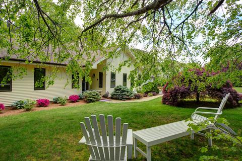 7 Babbling Brook Rd, Centerville, MA 02632 photo 3