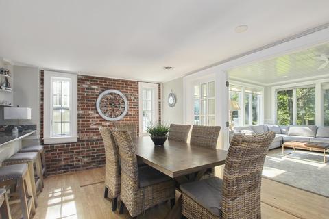 438 Main St, Osterville, MA 02655 photo 10