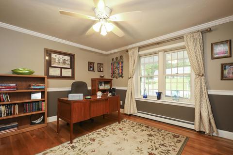 65 Holder Ln, Marstons Mills, MA 02648 photo 8