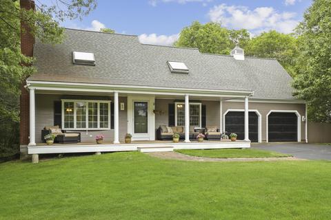 65 Holder Ln, Marstons Mills, MA 02648 photo 1