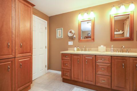 65 Holder Ln, Marstons Mills, MA 02648 photo 10