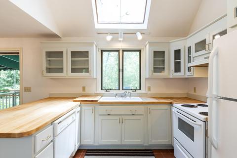 54 Crawford Rd, Cotuit, MA 02635 photo 5