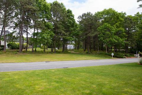 23 Eagle Dr, Mashpee, MA 02649 photo 3