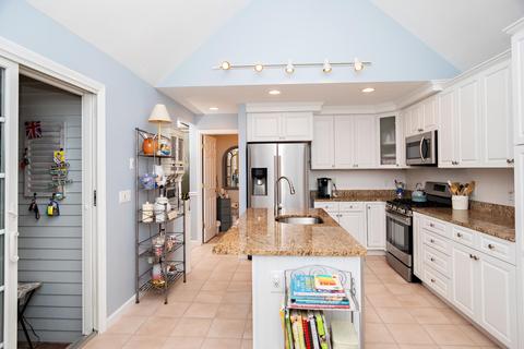 2 Gold Leaf Ln, Mashpee, MA 02649 photo 16