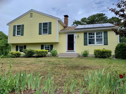 20 Sandy Ln, Bourne, MA 02532 photo 1