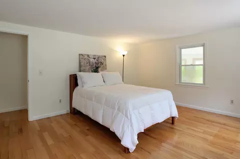 90 Main St, Mashpee, MA 02649 photo 16