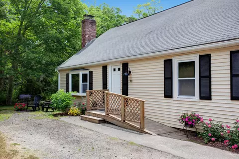 90 Main St, Mashpee, MA 02649 photo 4