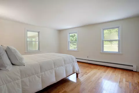 90 Main St, Mashpee, MA 02649 photo 15