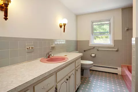 90 Main St, Mashpee, MA 02649 photo 14