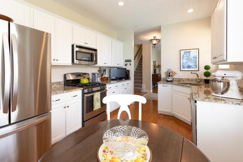 56 Grey Hawk Dr, Mashpee, MA 02649 photo 9