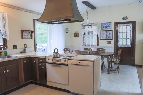 385 Oak Leaf Rd, Eastham, MA 02642 photo 7