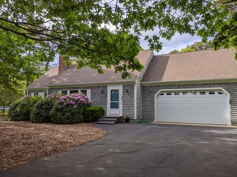 14 Arrowood Dr, Eastham, MA 02642 photo 2