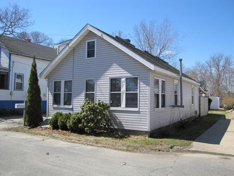 17 Barnes St, Wareham, MA 02571 photo 3