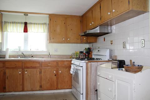 17 Barnes St, Wareham, MA 02571 photo 10