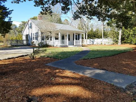 828 Sea View Ave, Osterville, MA 02655 photo 3
