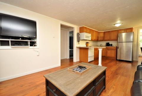 9 Cardinal Ave, East Wareham, MA 02538 photo 2