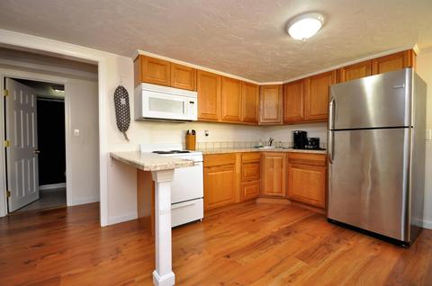 9 Cardinal Ave, East Wareham, MA 02538 photo 5