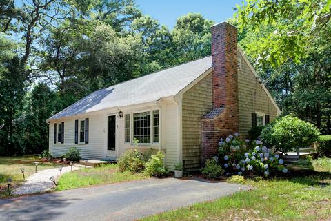 59 Goff Ter, Centerville, MA 02632 photo 2