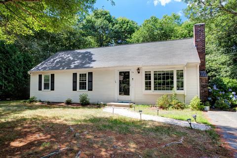 59 Goff Ter, Centerville, MA 02632 photo 1