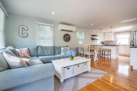 117 Robbins St, Osterville, MA 02655 photo 6