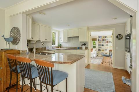 61 Pine Ln, Barnstable, MA 02630 photo 12