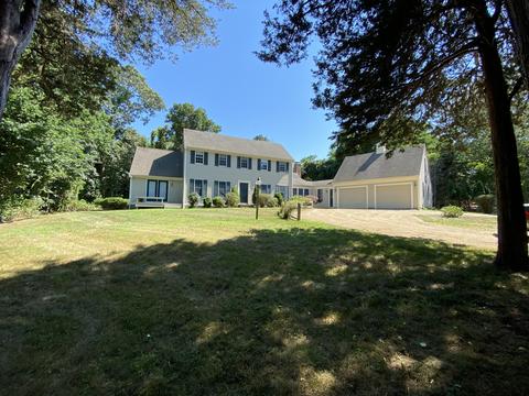 8 Paddocks Path, East Dennis, MA 02641 photo 1
