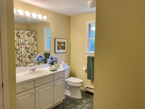 8 Paddocks Path, East Dennis, MA 02641 photo 17
