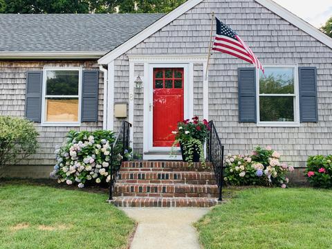 8 Morse Ave, Wareham, MA 02571 photo 1