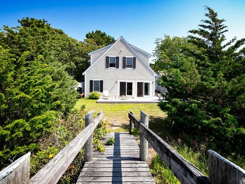 409 Monomoscoy Rd, Mashpee, MA 02649 photo 4
