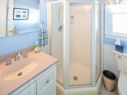 409 Monomoscoy Rd, Mashpee, MA 02649 photo 16