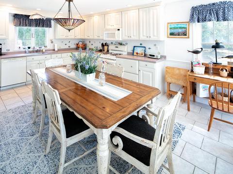 409 Monomoscoy Rd, Mashpee, MA 02649 photo 9
