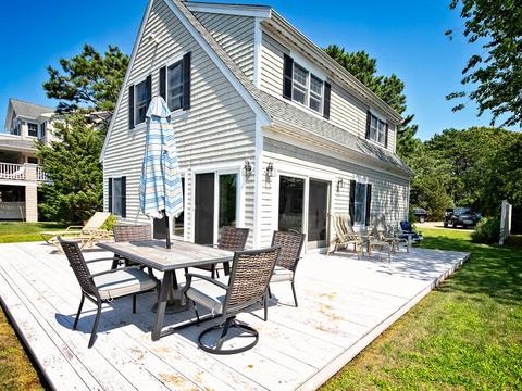 409 Monomoscoy Rd, Mashpee, MA 02649 photo 6