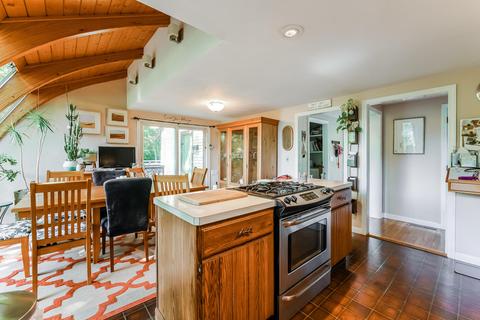 54 Pine Tree Dr, Centerville, MA 02632 photo 3