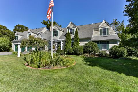222 Pine St, Centerville, MA 02632 photo 2