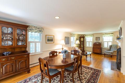 230 Santuit Rd, Cotuit, MA 02635 photo 6